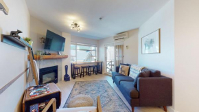 1BR plus Den Village Condo with Mountain Views and Hot Tub by Harmony Whistler